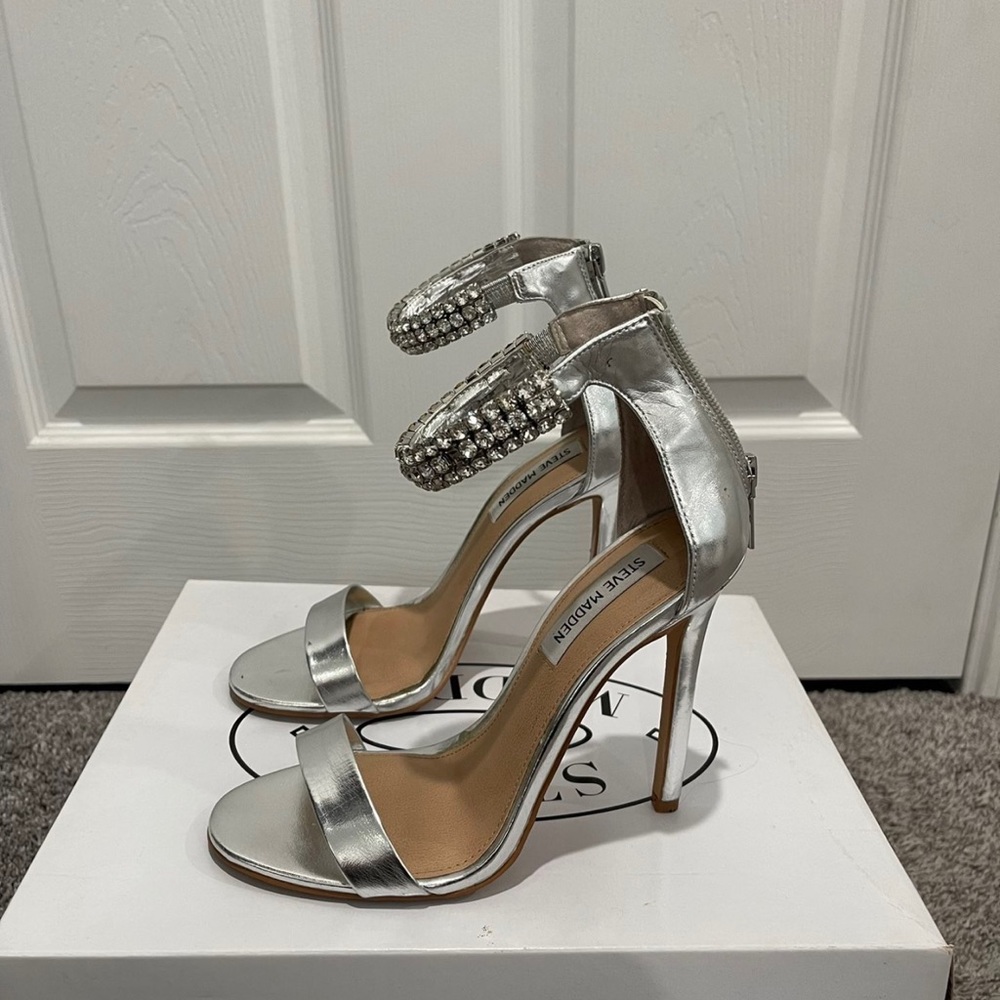 Steve Madden Rando Heel
